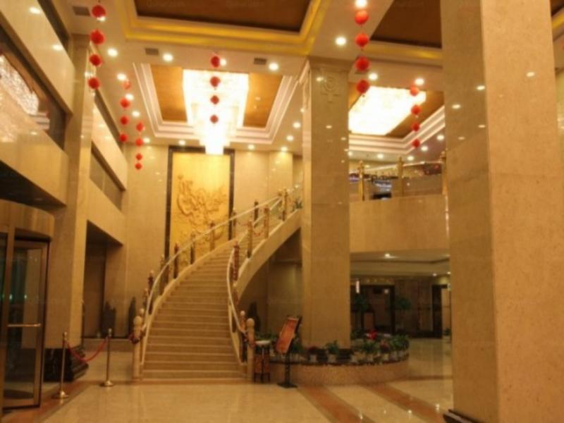 Grand Noble Hotel Цзіндечжень Екстер'єр фото